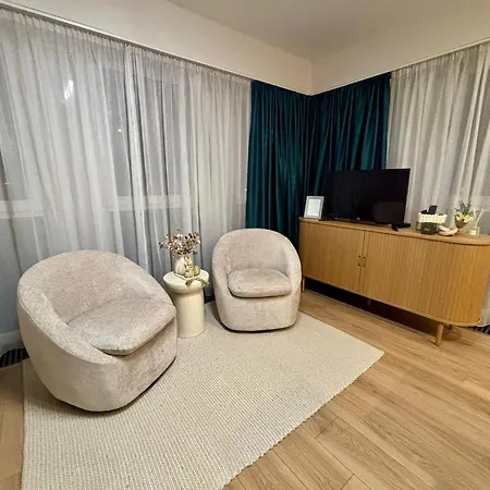 Hellowine Ii Apartamento Eger
